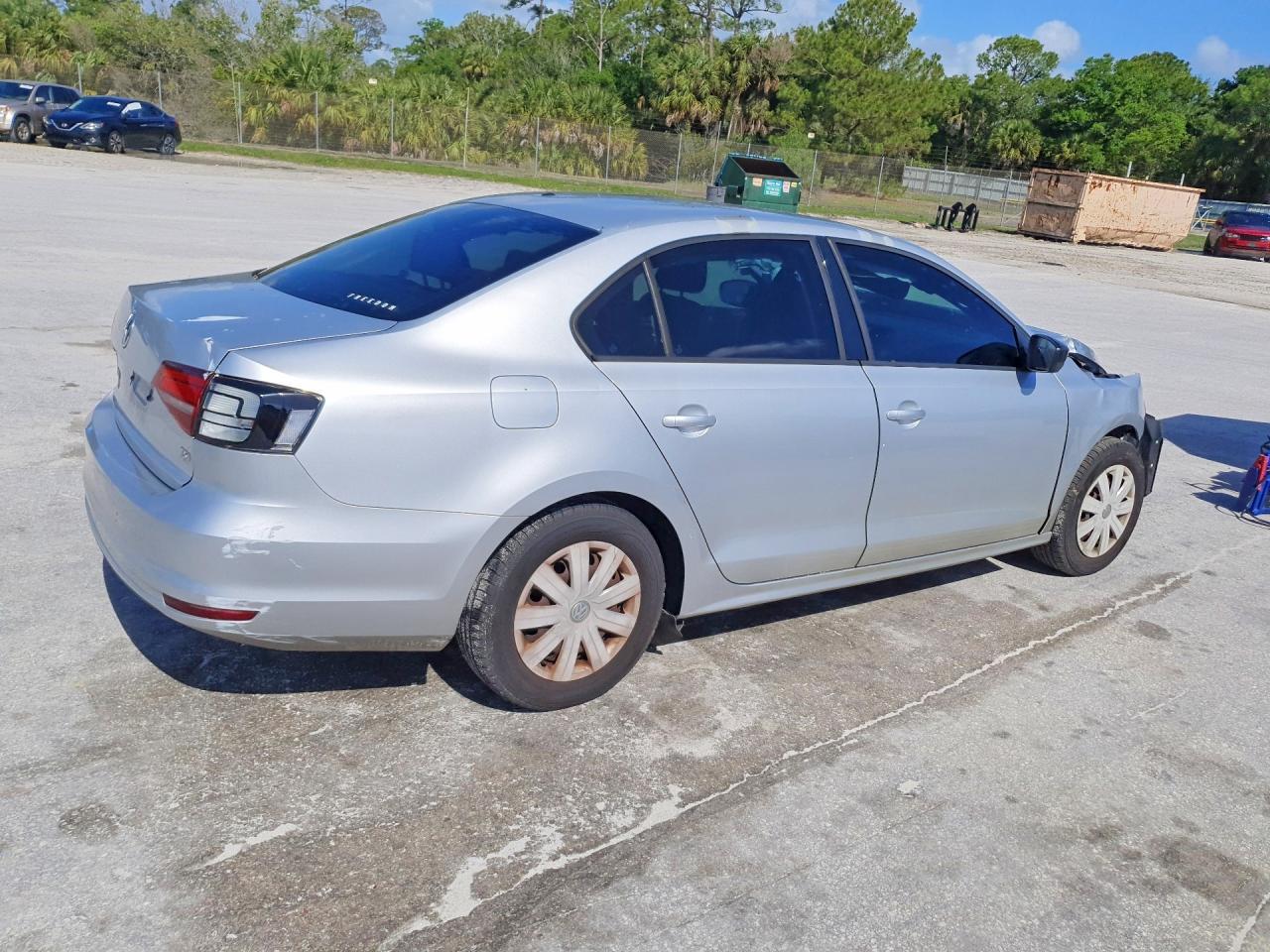 2016 VOLKSWAGEN JETTA