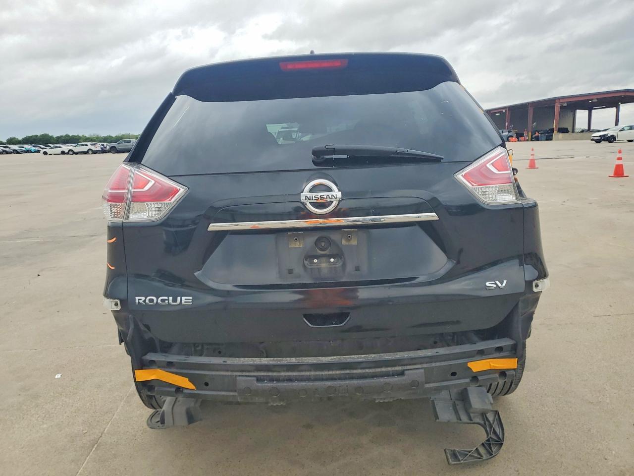 2015 NISSAN ROGUE