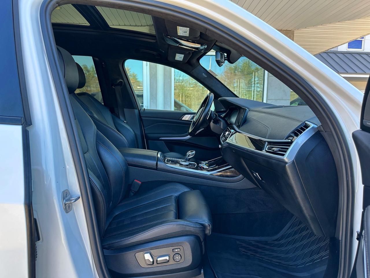 2021 BMW X7