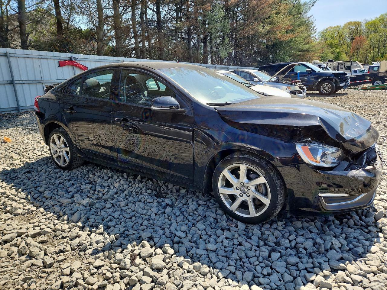 2014 VOLVO S60