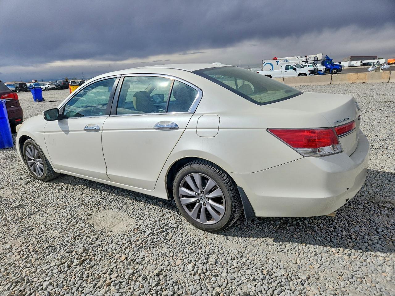 2011 HONDA ACCORD