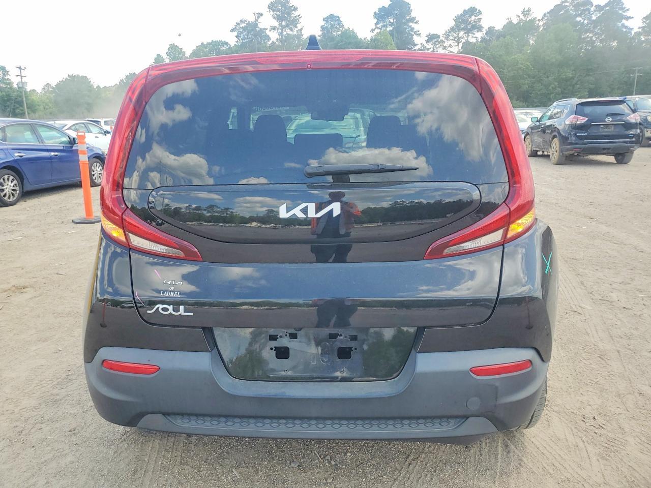 2022 KIA SOUL
