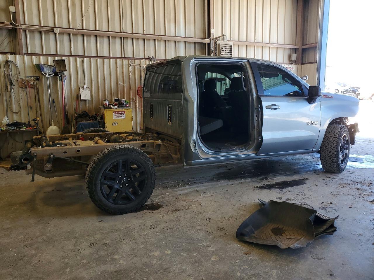 2023 CHEVROLET Silverado