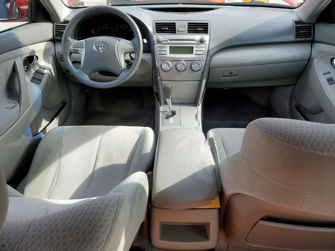 2011 TOYOTA CAMRY