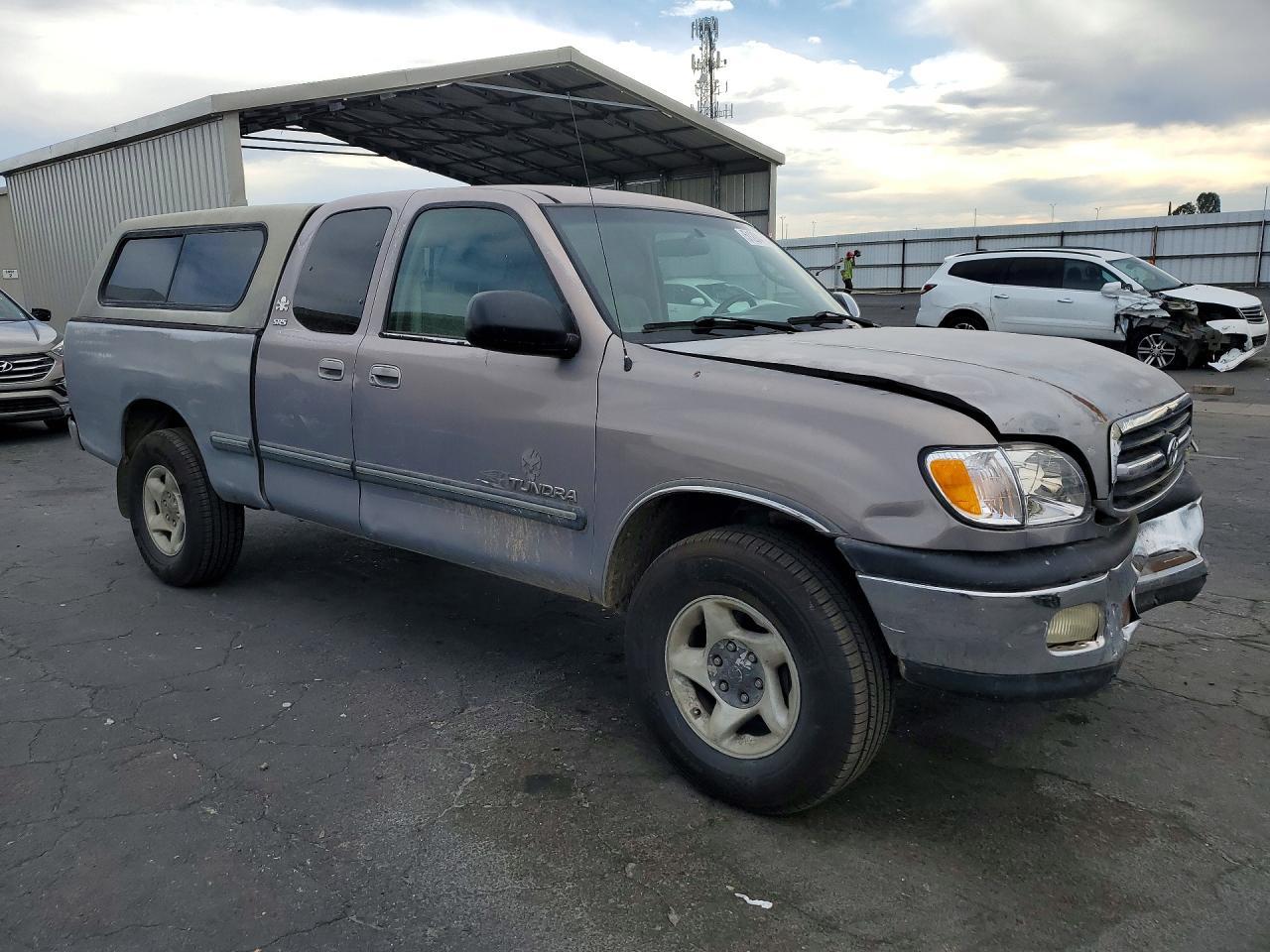 2000 TOYOTA TUNDRA