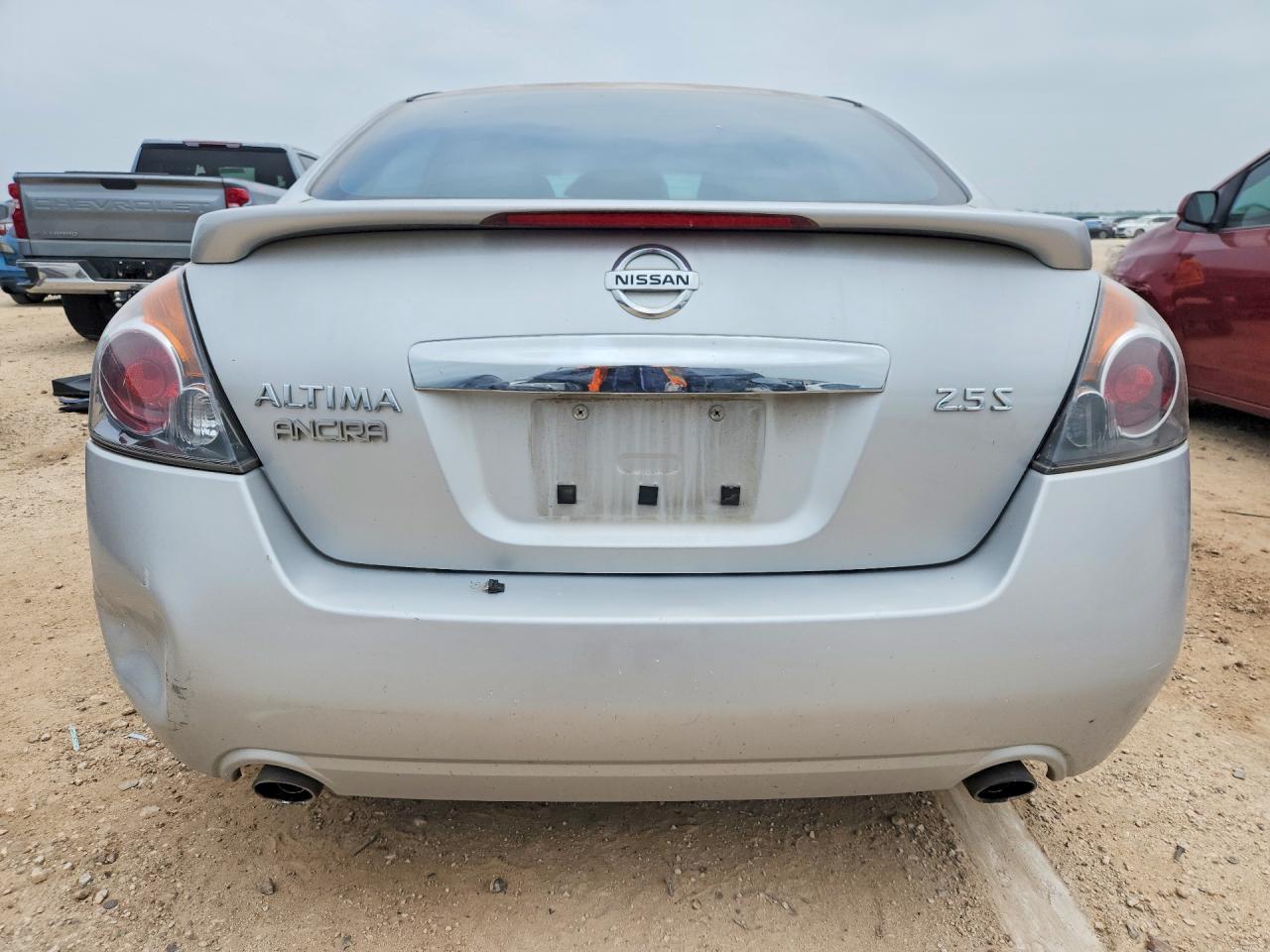 2011 NISSAN ALTIMA
