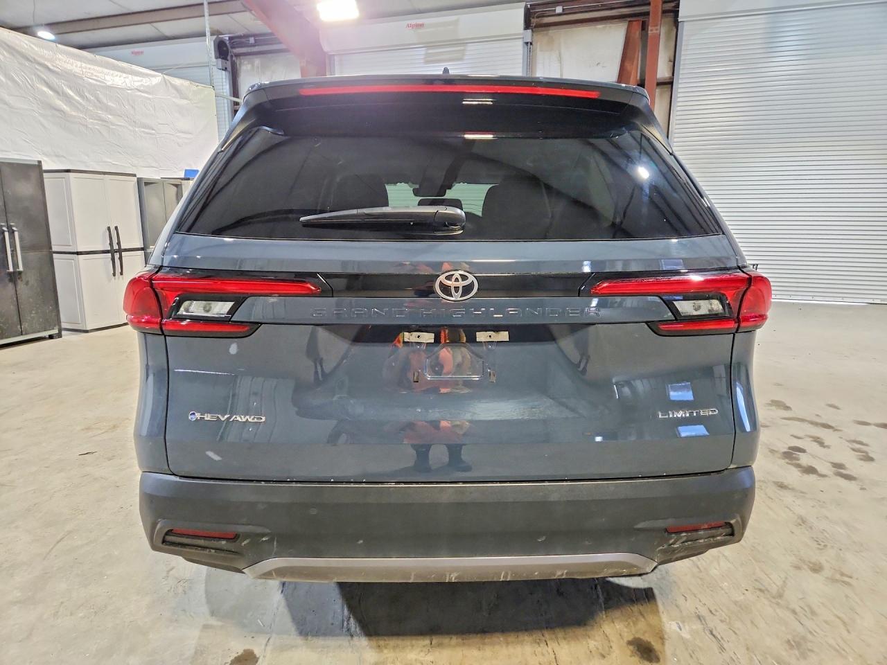 2024 TOYOTA HIGHLANDER