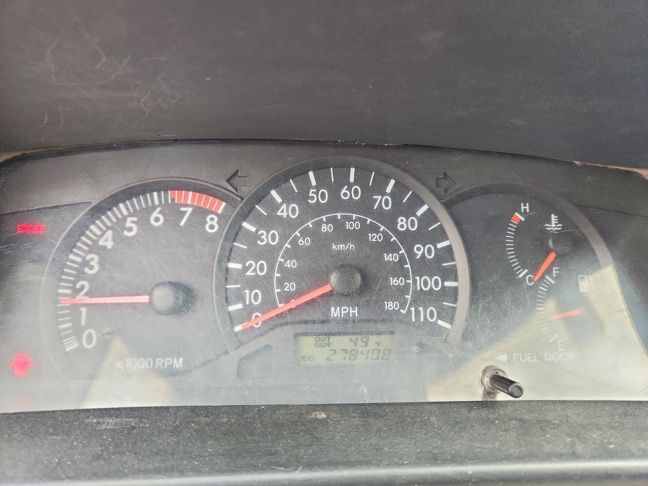 2004 TOYOTA COROLLA