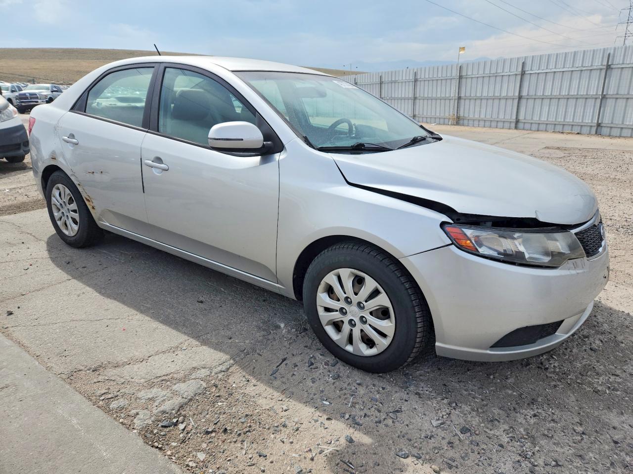 2013 KIA FORTE