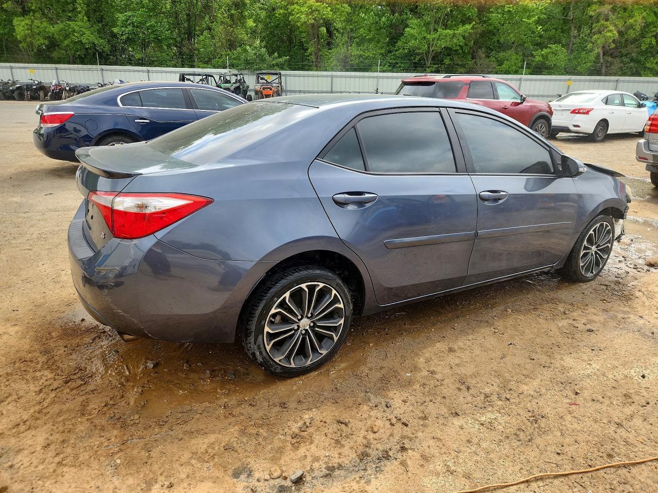 2016 TOYOTA COROLLA