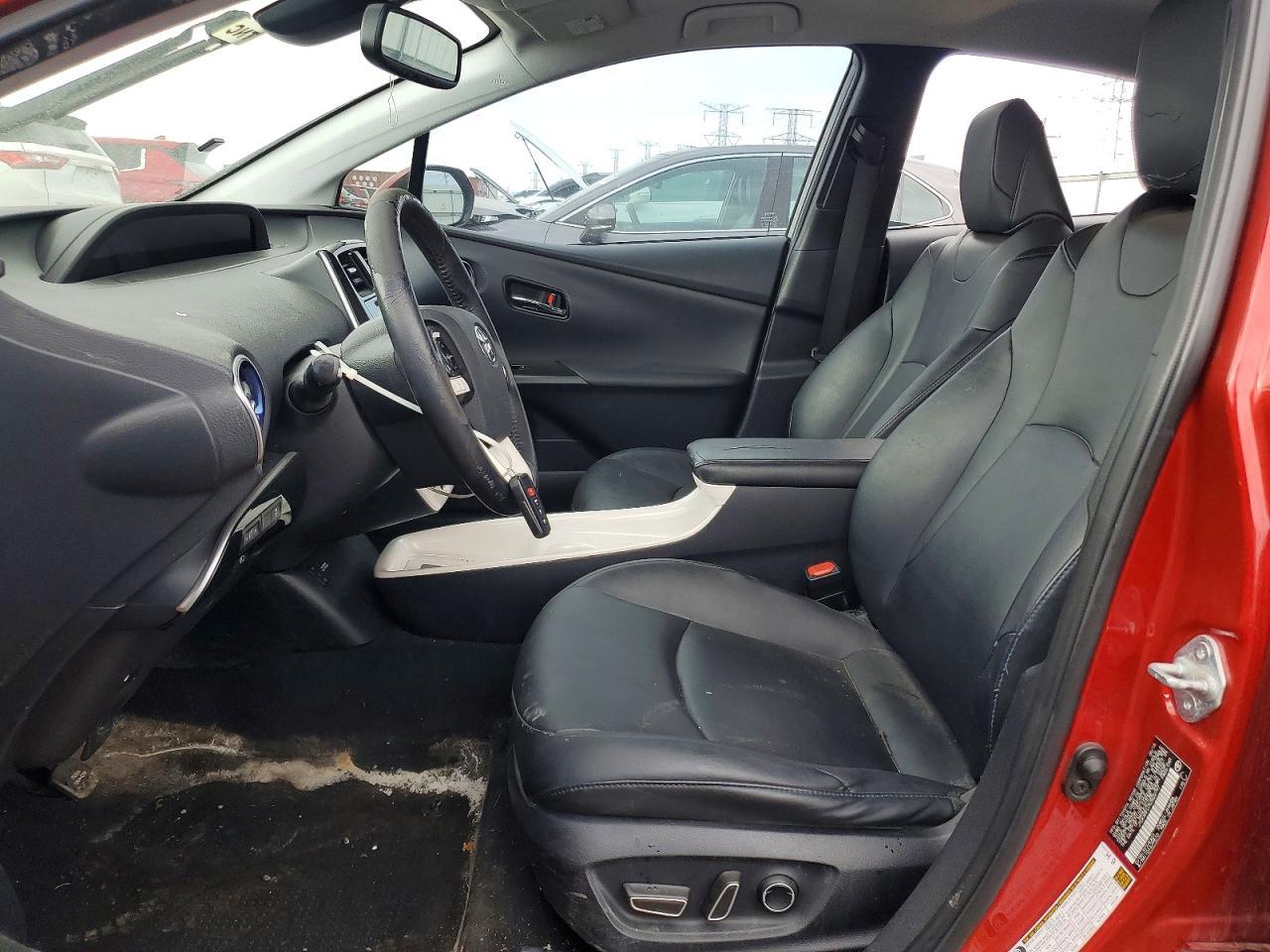 2016 TOYOTA PRIUS