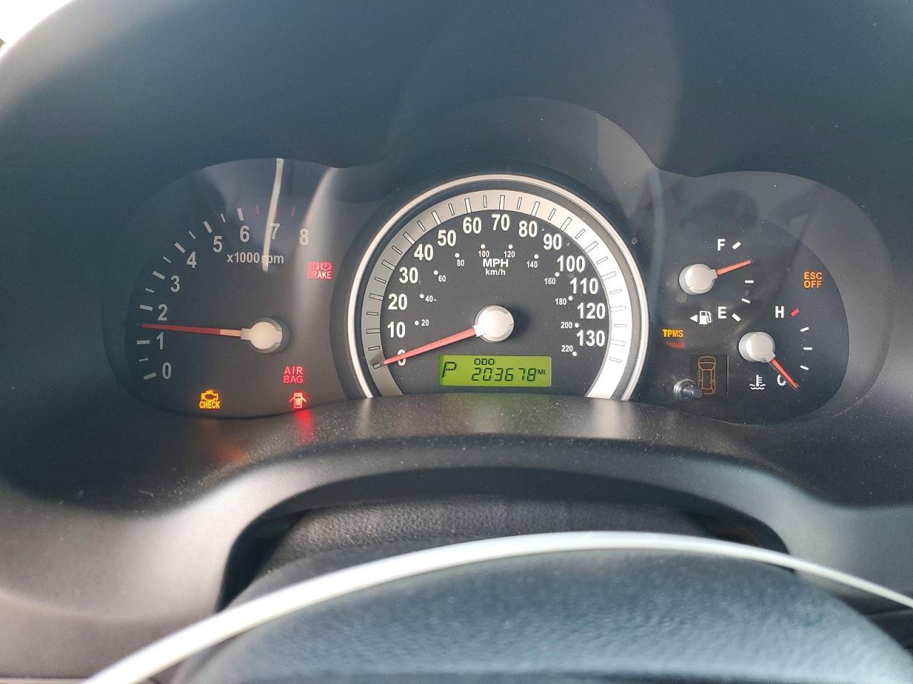 2007 HYUNDAI Entourage