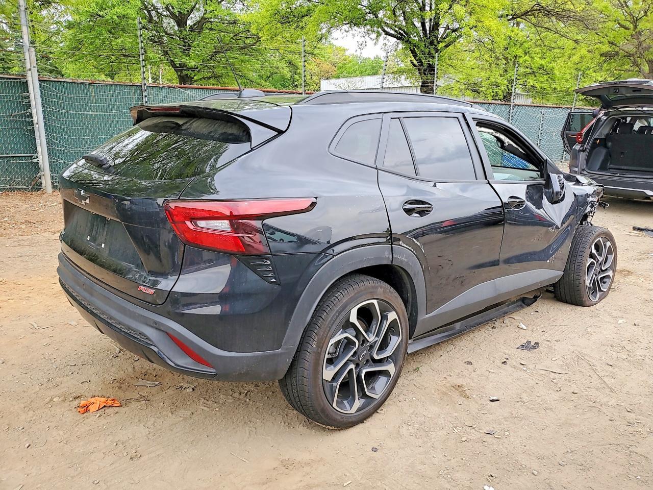 2025 CHEVROLET TRAX