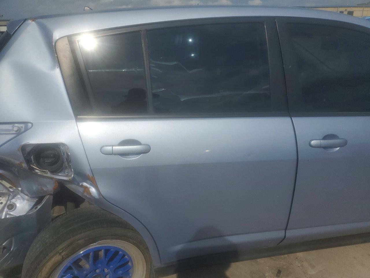 2009 NISSAN VERSA