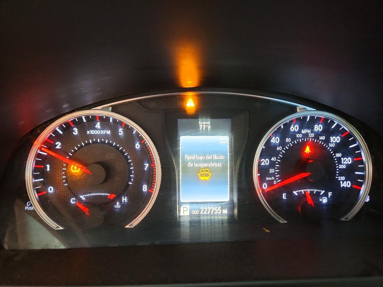2016 TOYOTA CAMRY