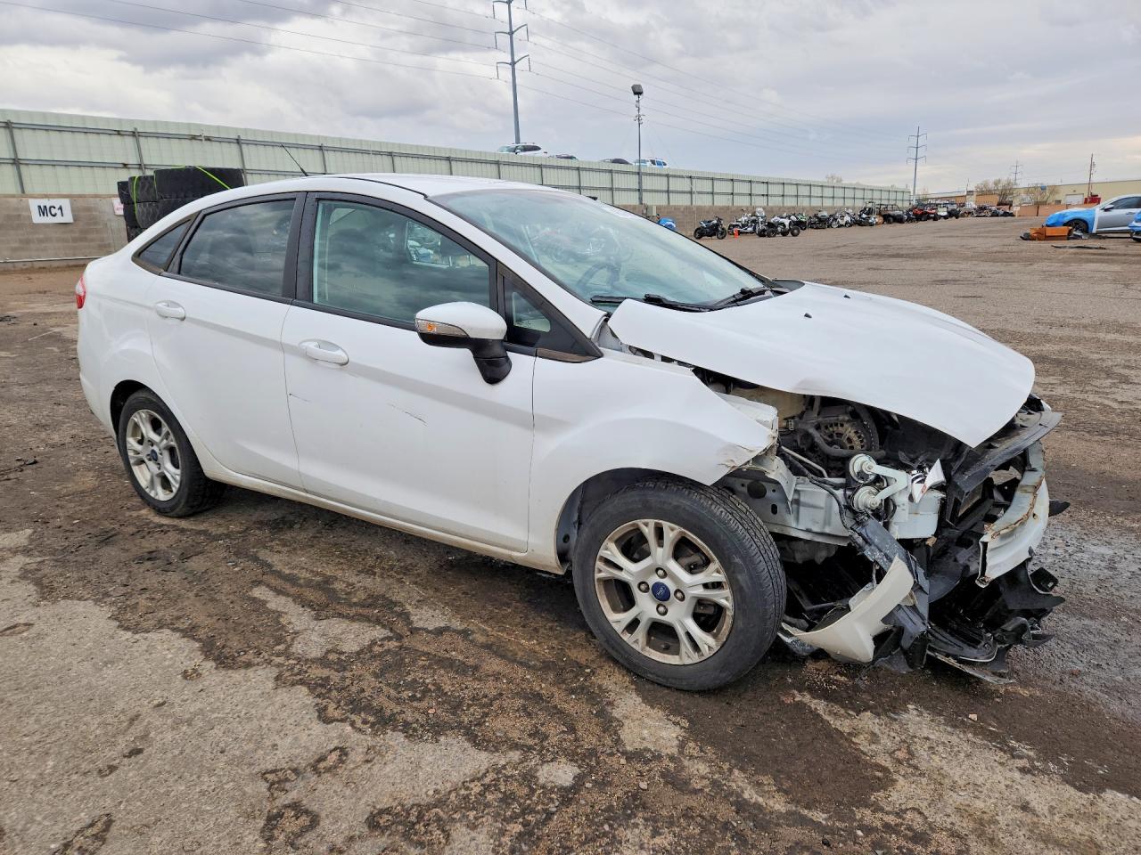 2014 FORD Fiesta