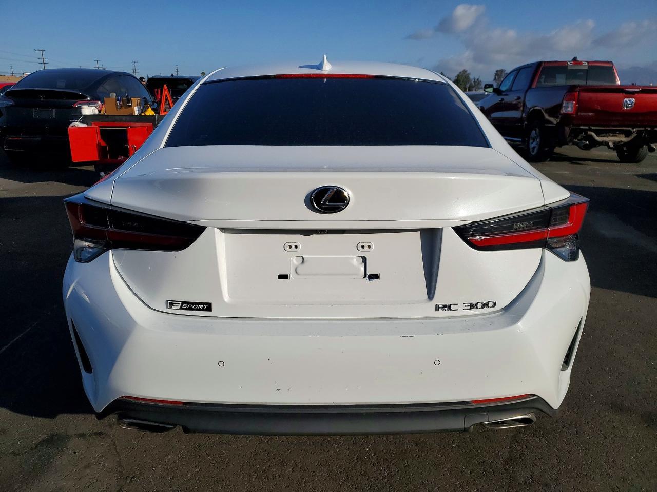 2021 LEXUS RC 300