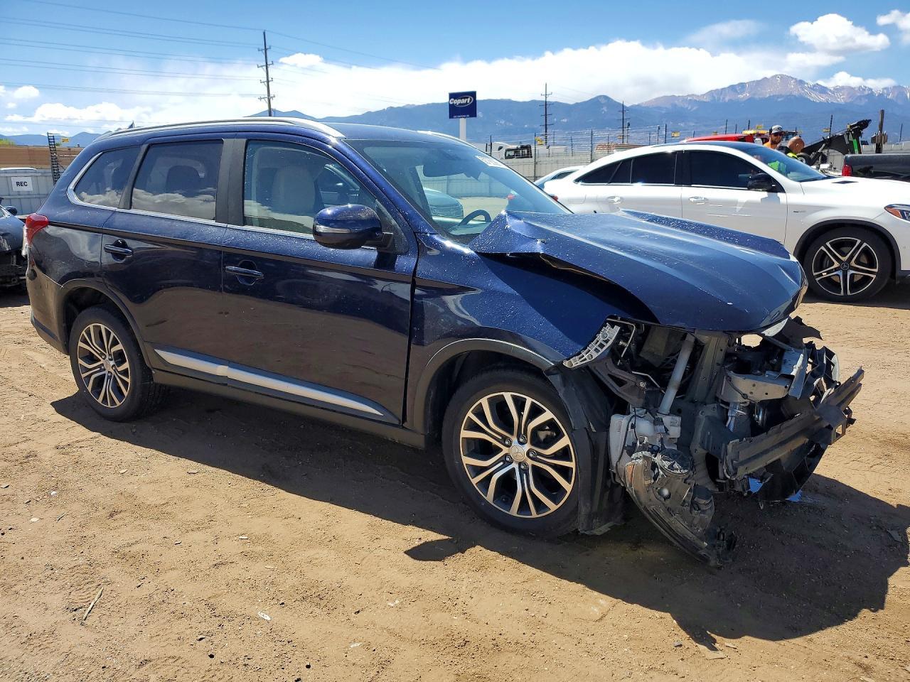 2018 MITSUBISHI outlander
