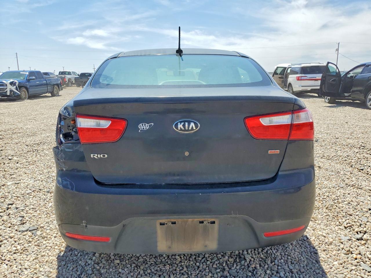 2015 KIA RIO