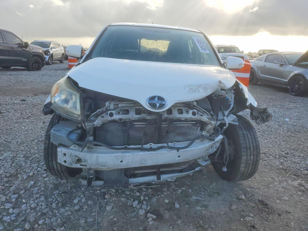 2010 SCION xD