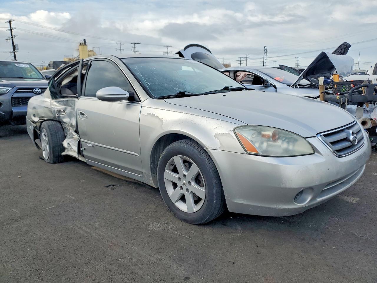 2004 NISSAN ALTIMA