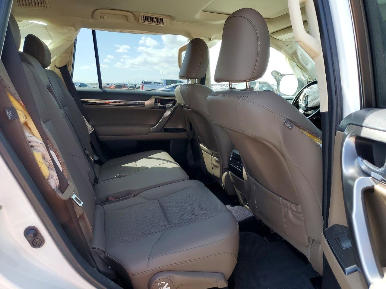2022 LEXUS GX 460