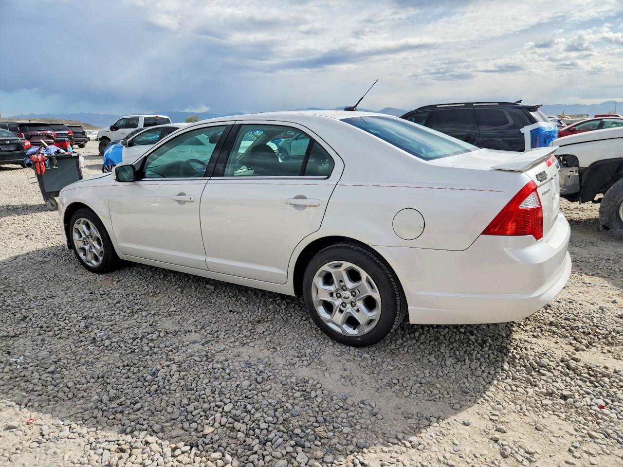 2010 FORD FUSION