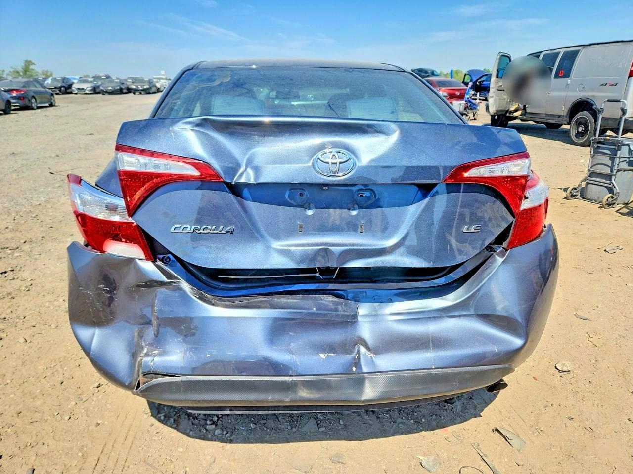 2015 TOYOTA COROLLA