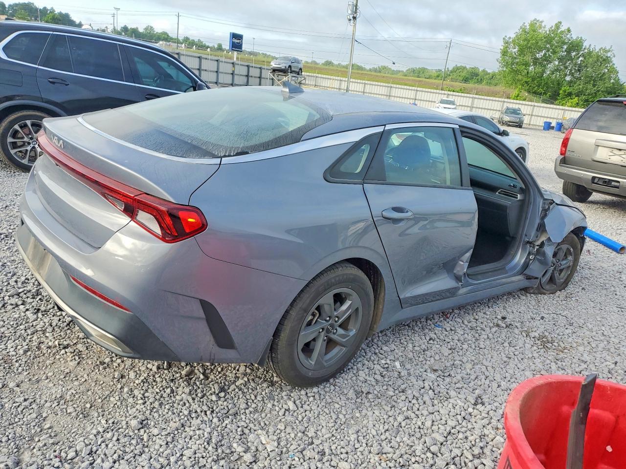 2022 KIA K5