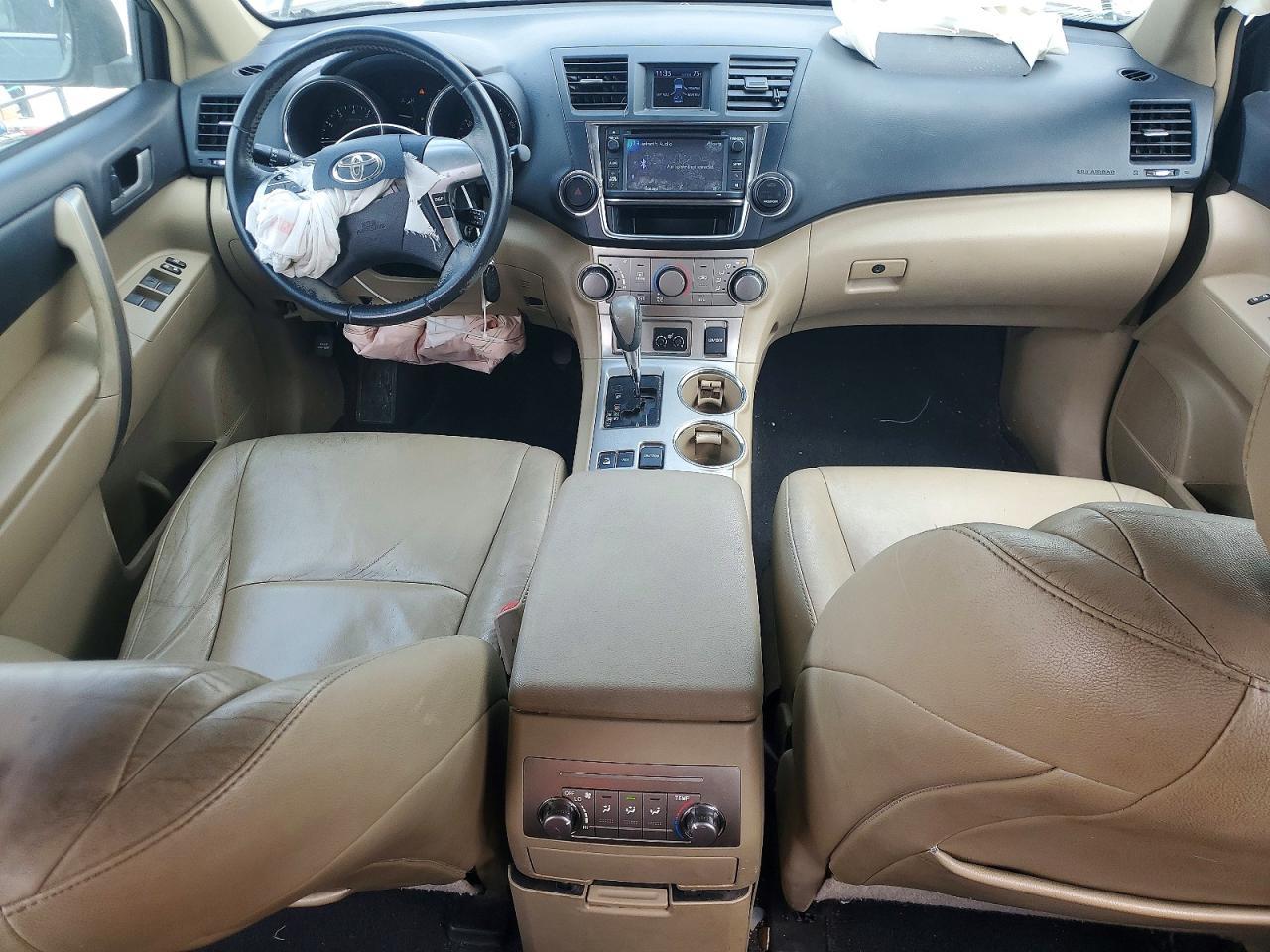 2013 TOYOTA HIGHLANDER