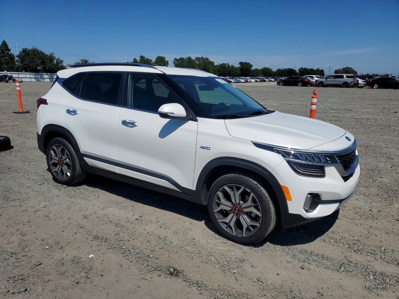 2021 KIA SELTOS
