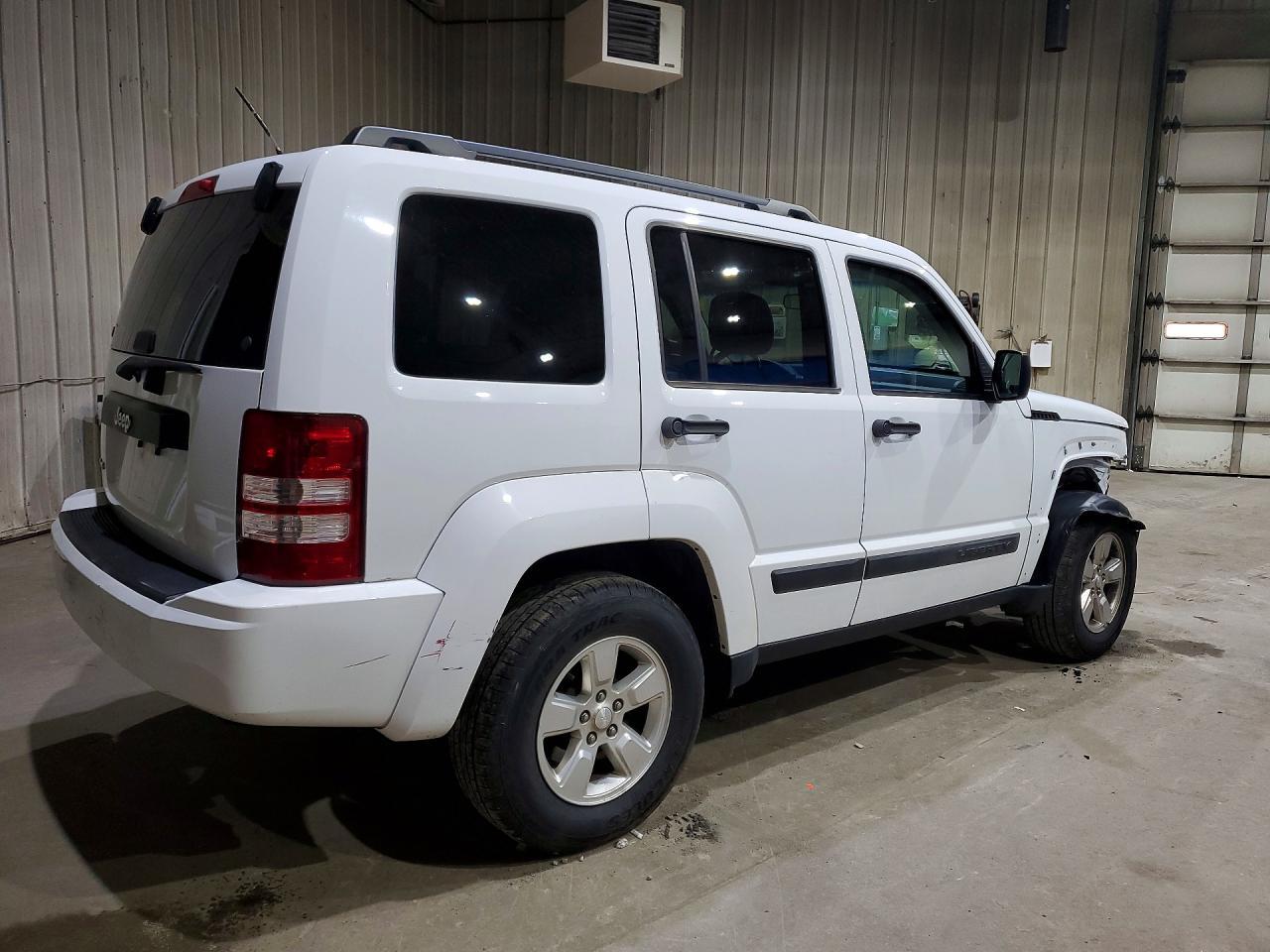 2012 JEEP Liberty