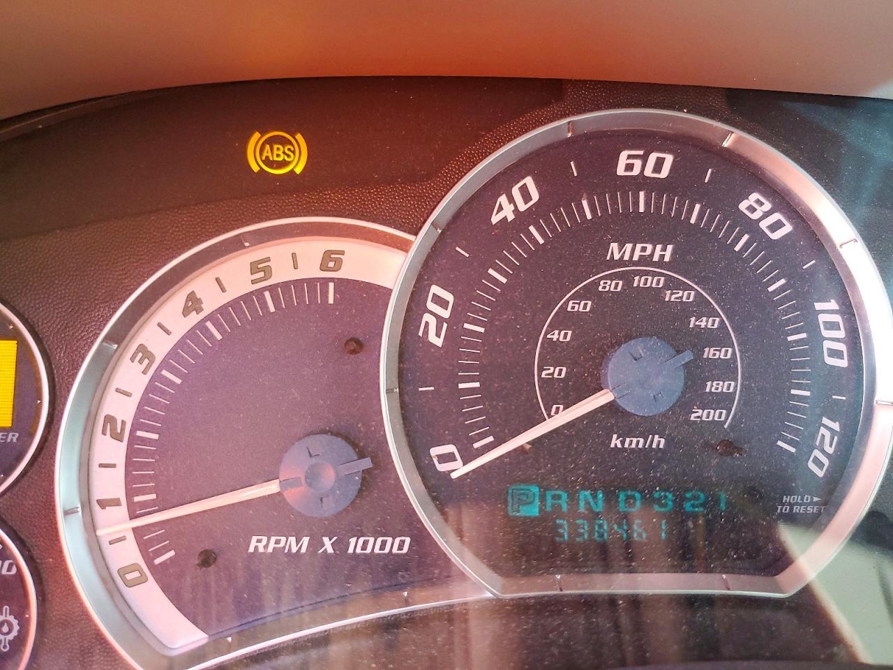 2002 CADILLAC ESCALADE
