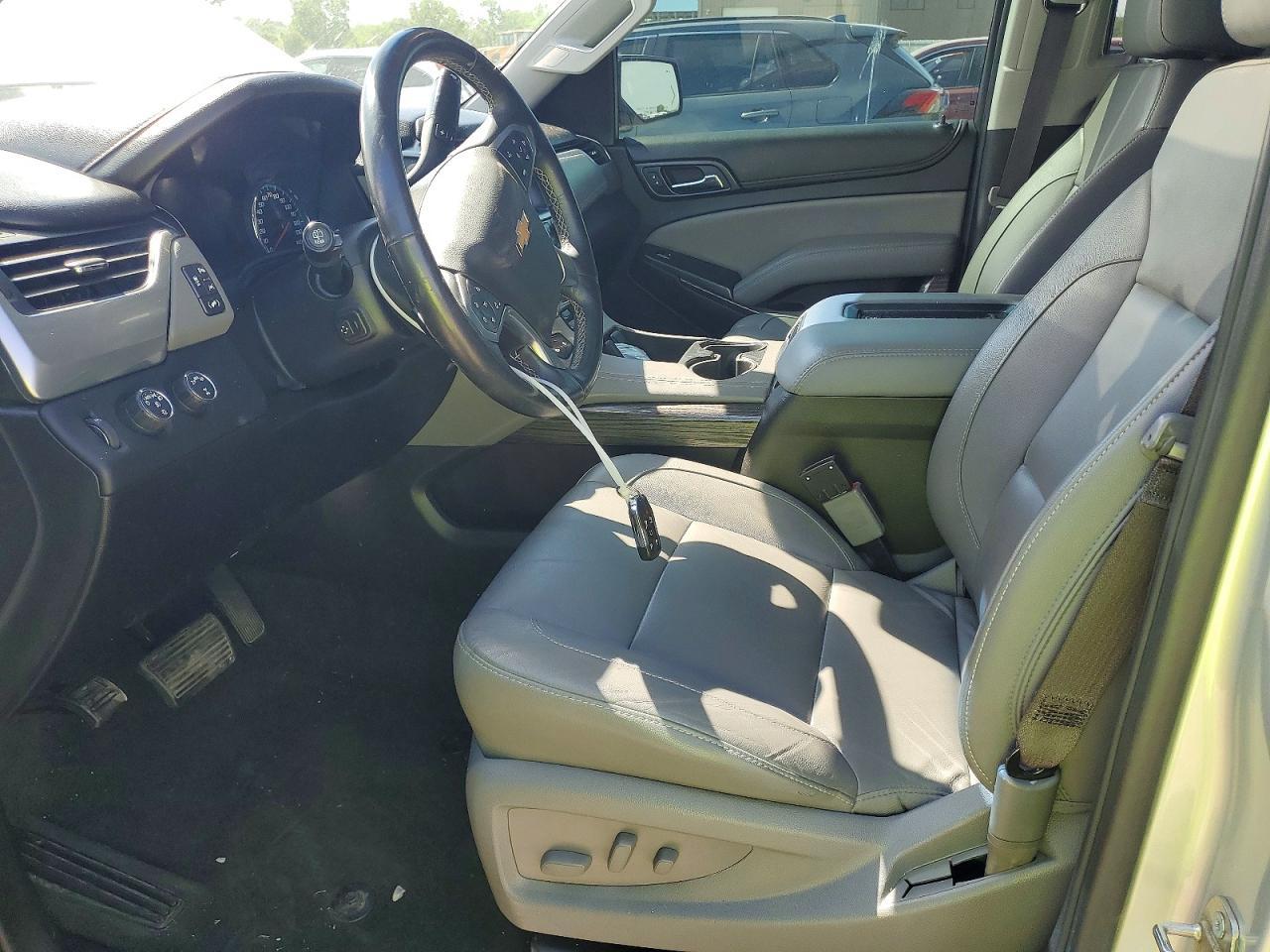 2017 CHEVROLET Suburban