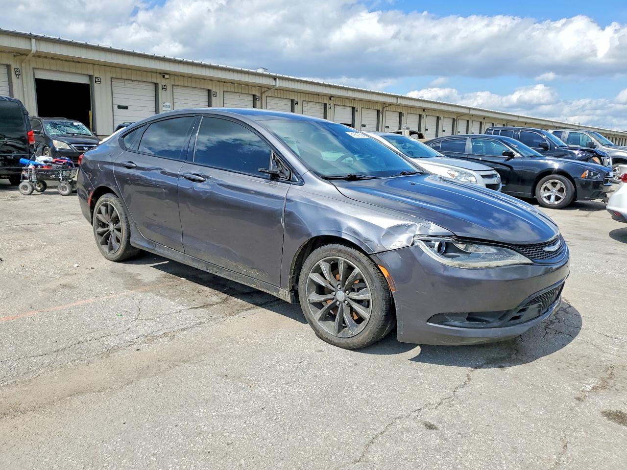 2015 CHRYSLER 200