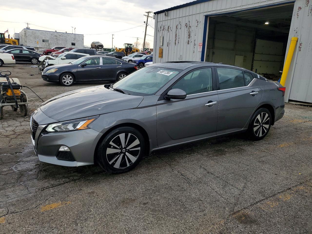 2022 NISSAN ALTIMA