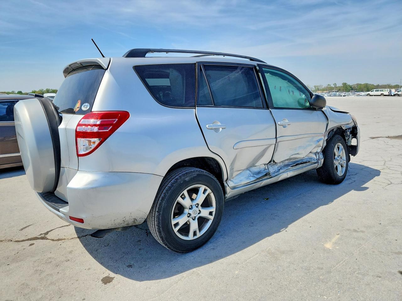 2011 TOYOTA RAV4