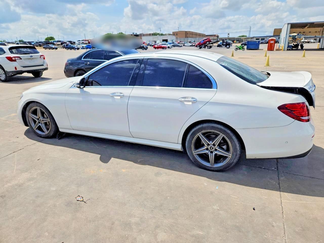 2017 MERCEDES-BENZ E-Class