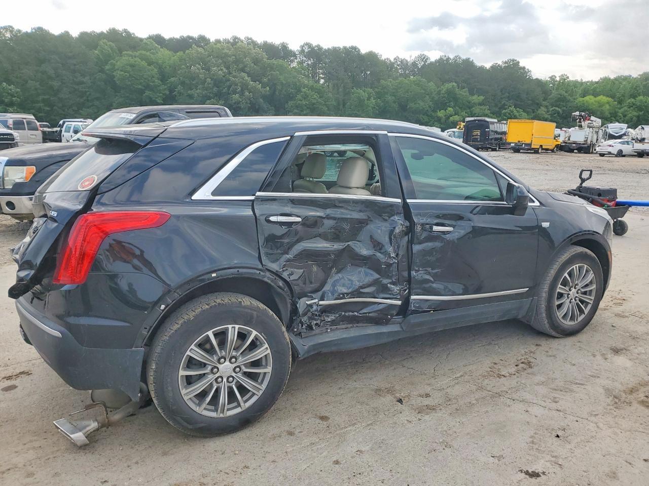 2018 CADILLAC XT5