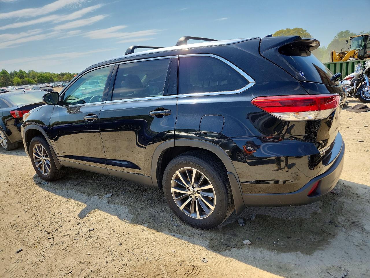 2019 TOYOTA HIGHLANDER