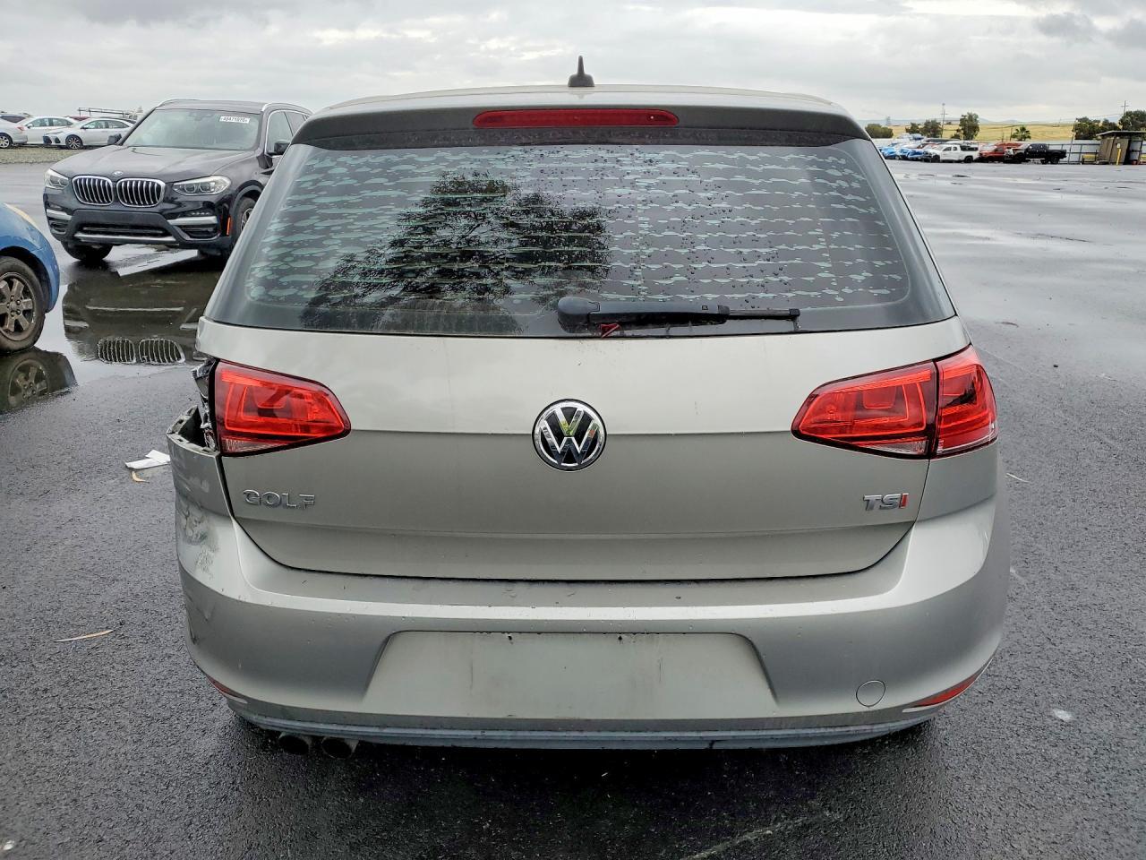 2017 VOLKSWAGEN GOLF