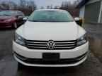 2014 VOLKSWAGEN Passat