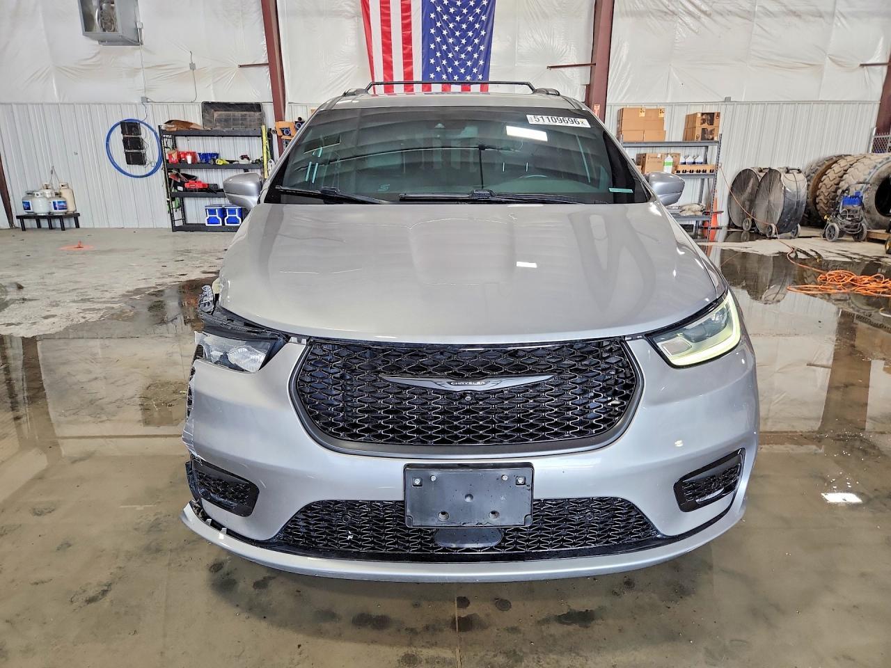 2021 CHRYSLER Pacifica