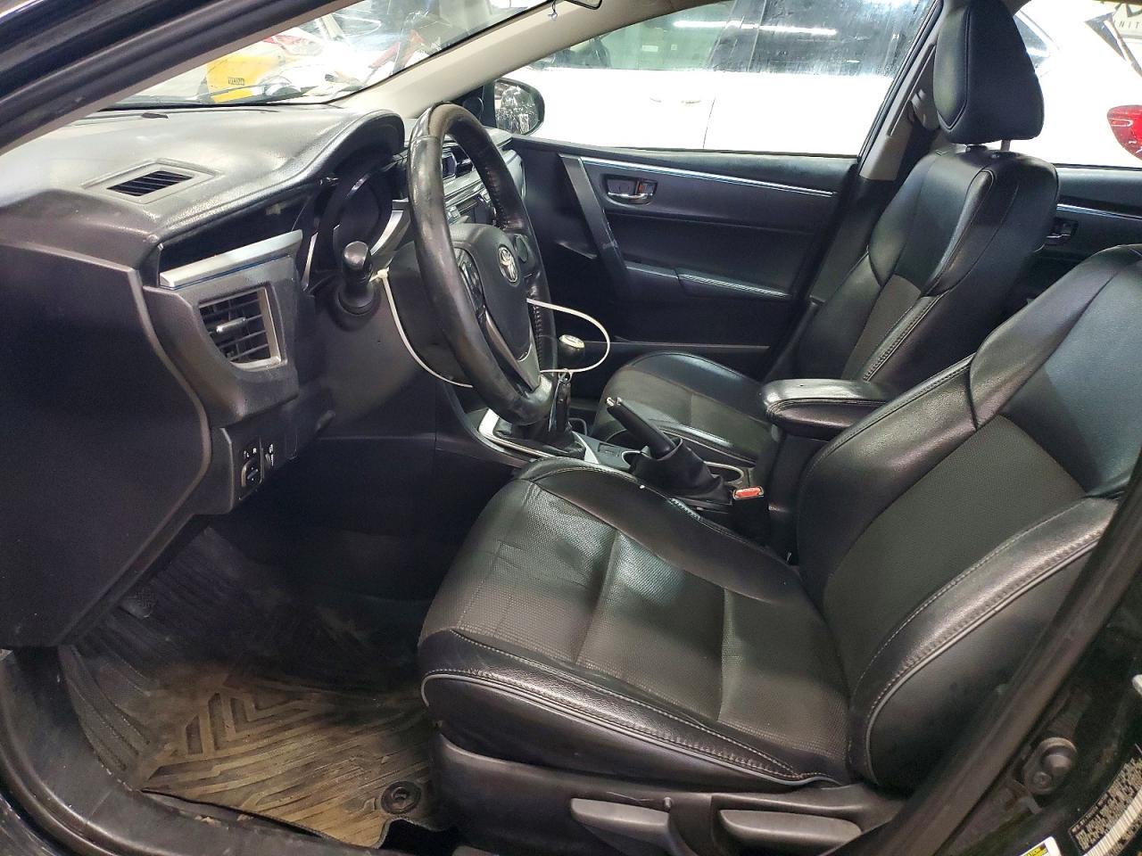 2015 TOYOTA COROLLA