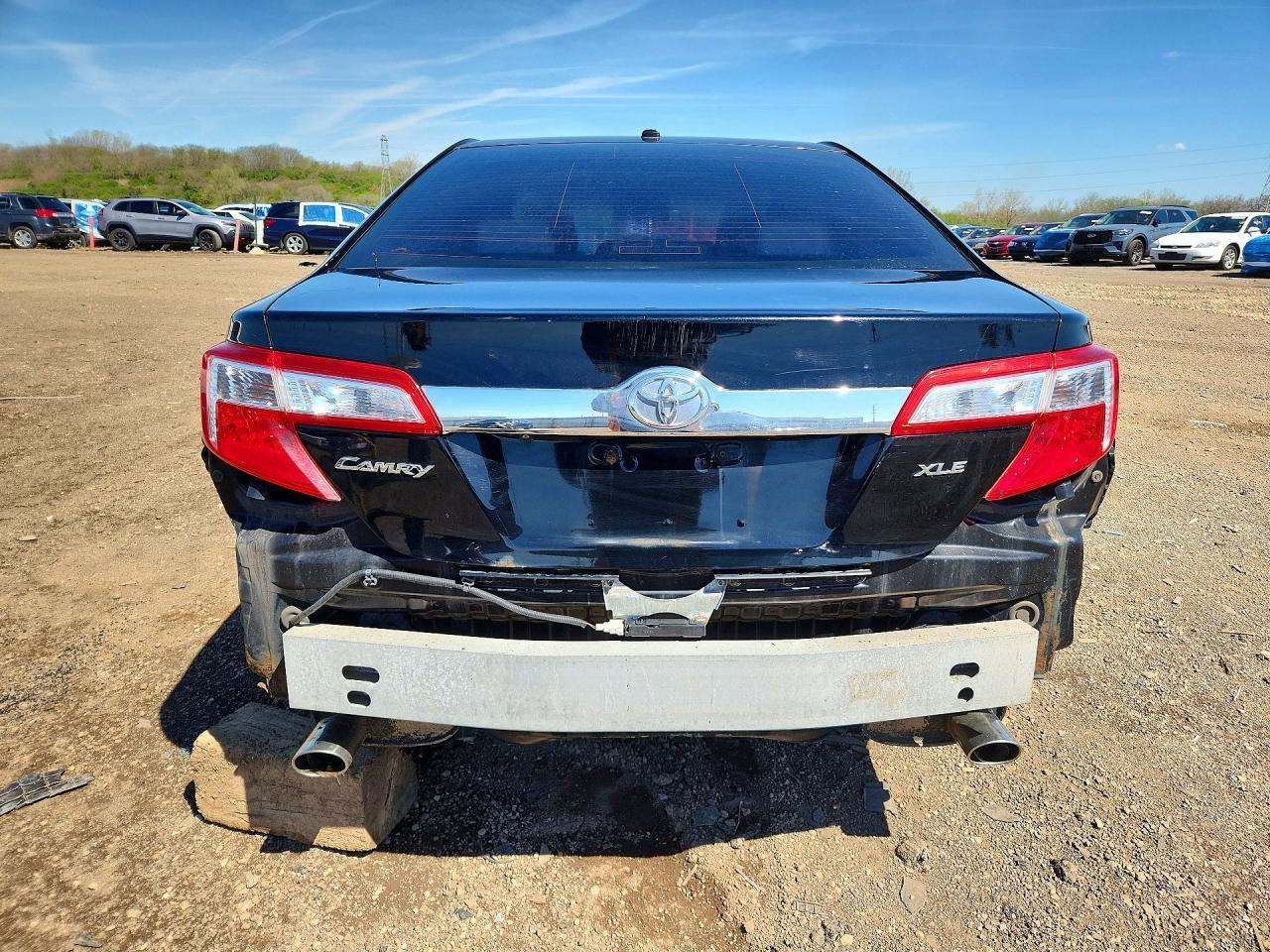 2012 TOYOTA CAMRY