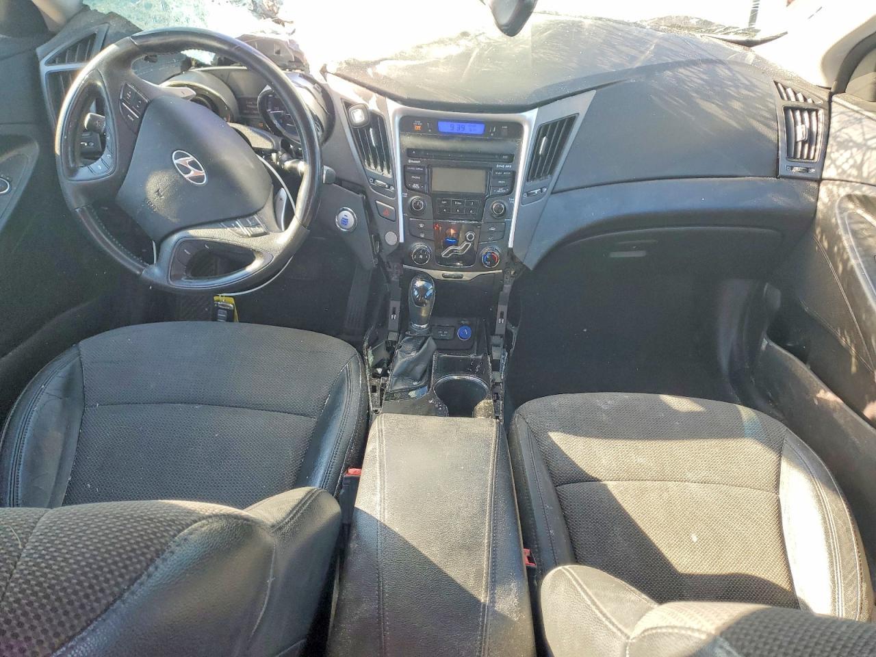 2013 HYUNDAI SONATA