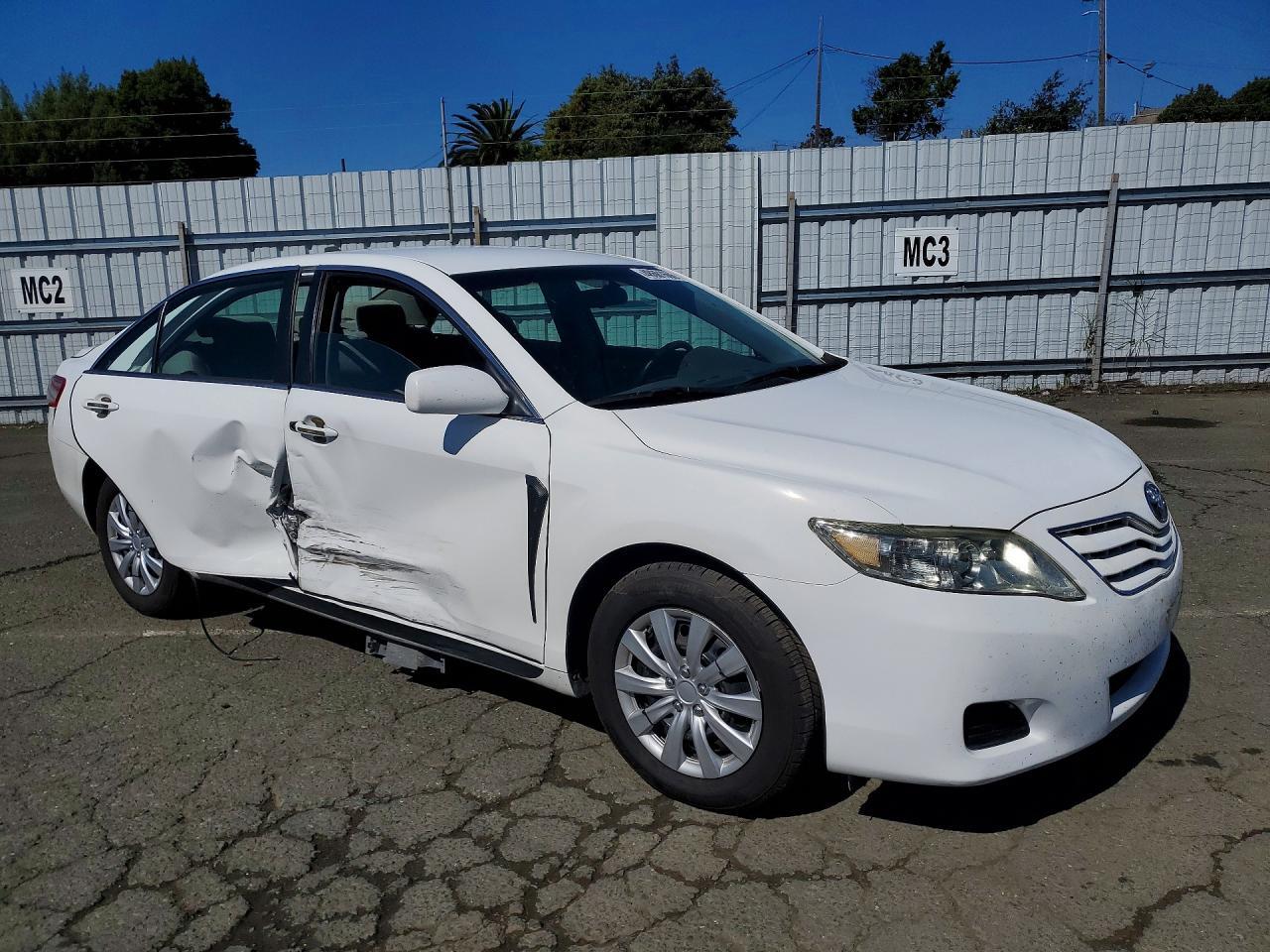 2010 TOYOTA CAMRY