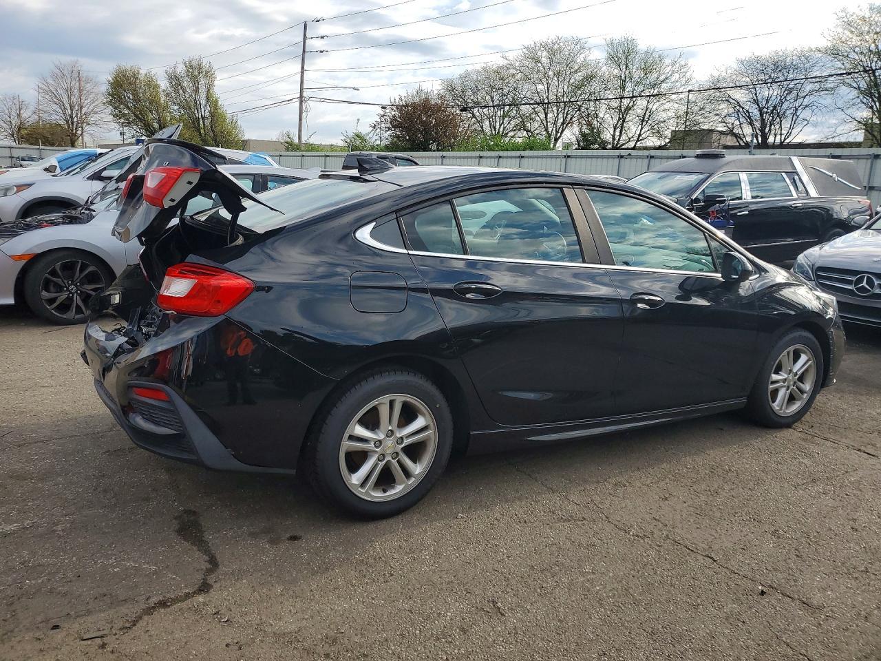 2017 CHEVROLET CRUZE