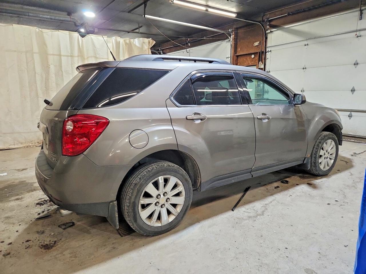 2011 CHEVROLET EQUINOX
