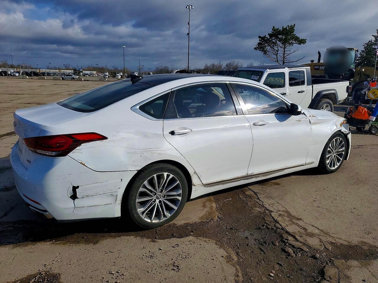 2015 HYUNDAI GENESIS